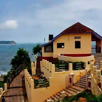 Daya Sagar Beach Resort, Shiroda 1